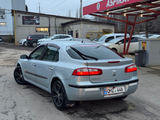 Renault Laguna foto 3