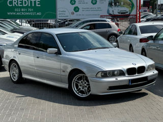 BMW 5 Series foto 5