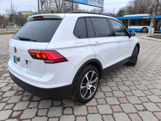 Volkswagen Tiguan foto 3