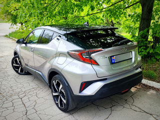 Toyota C-HR foto 4