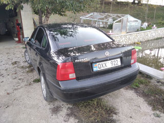 Volkswagen Passat foto 3