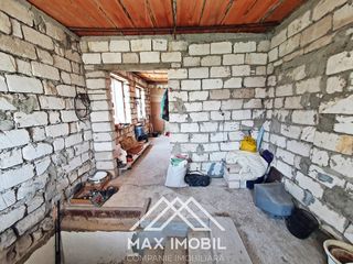 Se vinde casă în 2 nivele, 110 m.p , 7 ari de teren, încălzire autonomă, gata de trai foto 16