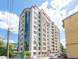 Apartament cu 2 camere, 77 m², Poșta Veche, Chișinău foto 15