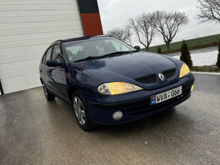 Renault Megane foto 4