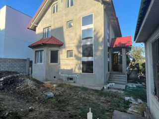 Casă în 2 nivele, Codru, 220 mp + 4 ari! foto 2