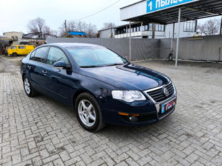 Volkswagen Passat foto 3