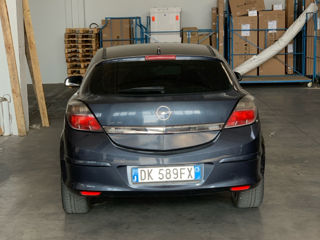 Opel Astra foto 2