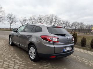 Renault Megane foto 4