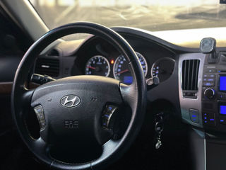 Hyundai Sonata foto 8