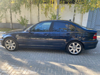 BMW 3 Series foto 4