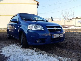 Chevrolet Aveo foto 1