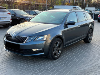 Skoda Octavia foto 2