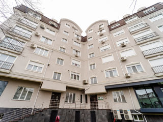 Apartament cu 2 camere, 97 m², Telecentru, Chișinău foto 2