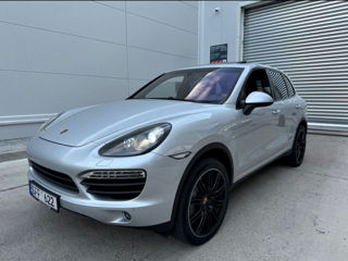 Porsche Cayenne foto 2