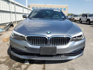 BMW 5 Series foto 2