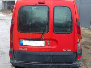 Vind piese de Renault Kangoo 1.9 diesel anul 2001. foto 2