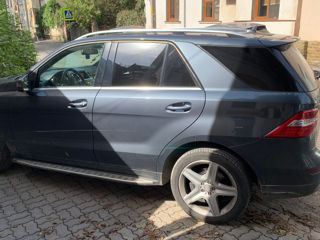 Mercedes M-Class foto 2