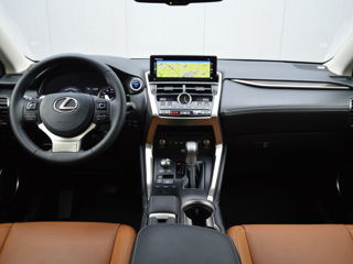 Lexus NX Series foto 5