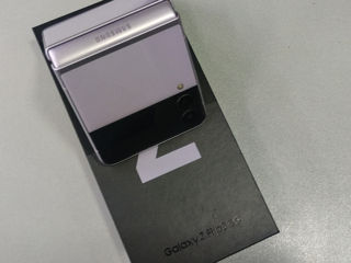 Samsung Galaxy Z Flip3 5G 8/128 Gb foto 2