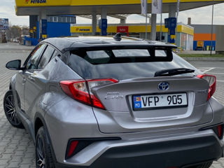 Toyota C-HR foto 5