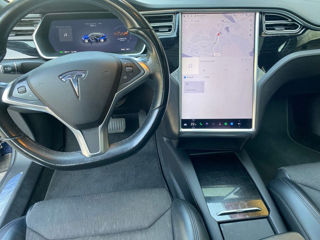 Tesla Model S foto 7