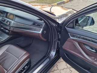 BMW 5 Series foto 12