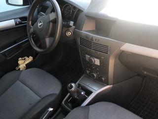 Opel Astra foto 2