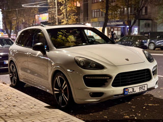 Porsche Cayenne foto 2