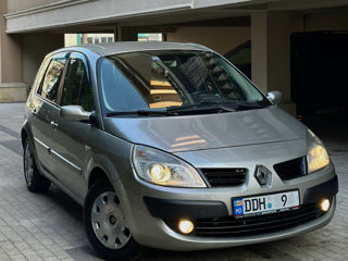 Renault Scenic фото 3