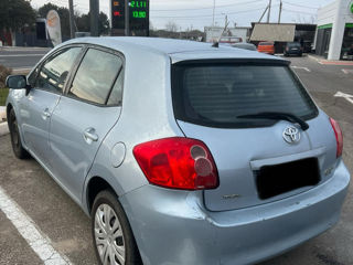 Toyota Auris foto 4