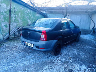 Dacia Logan foto 3