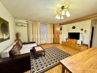 Apartament cu 3 camere, 85 m², Centru, Chișinău foto 2