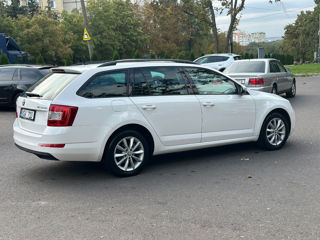 Skoda Octavia foto 4