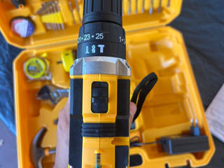 Новый шуруповёрт DeWalt DCD791 24V/6AH с инструментами! foto 2