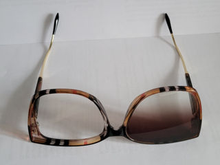 Se Vinde Rama De La Ochelari Burberry Made In Italy Gold Plated 18k foto 2