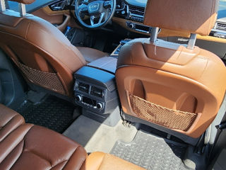 Audi Q7 фото 4