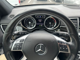 Mercedes M-Class foto 9