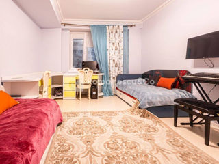 Apartament cu 3 camere, 147 m², Centru, Chișinău foto 16