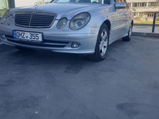 Mercedes E-Class foto 5