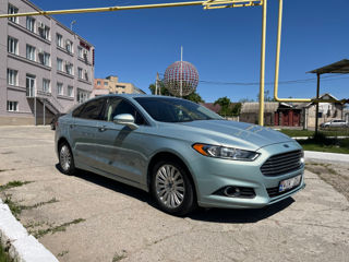 Ford Fusion foto 10