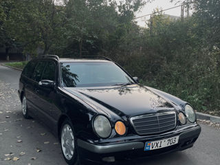 Mercedes E-Class foto 3