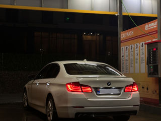 BMW 5 Series foto 9