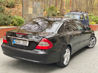 Mercedes E Class foto 3