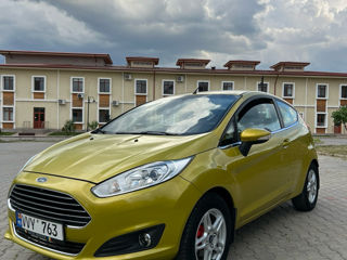 Ford Fiesta foto 4