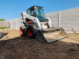 Bobcat lucrari excavator foto 1