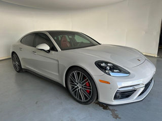 Porsche Panamera foto 2