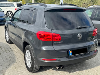 Volkswagen Tiguan foto 3