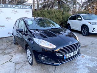 Ford Fiesta foto 5