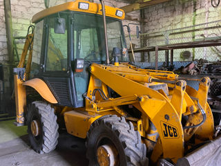 Экскаватор-погрузчик JCB 2CX foto 2