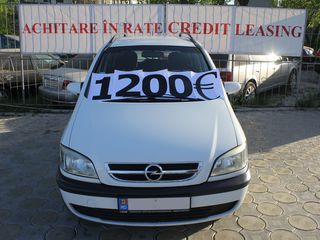 Opel Zafira foto 1